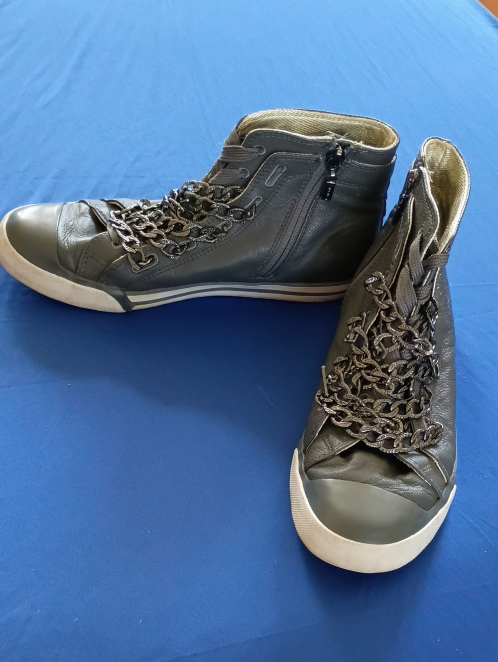Women's Grey High-Top Chain-Detail Sneakers
